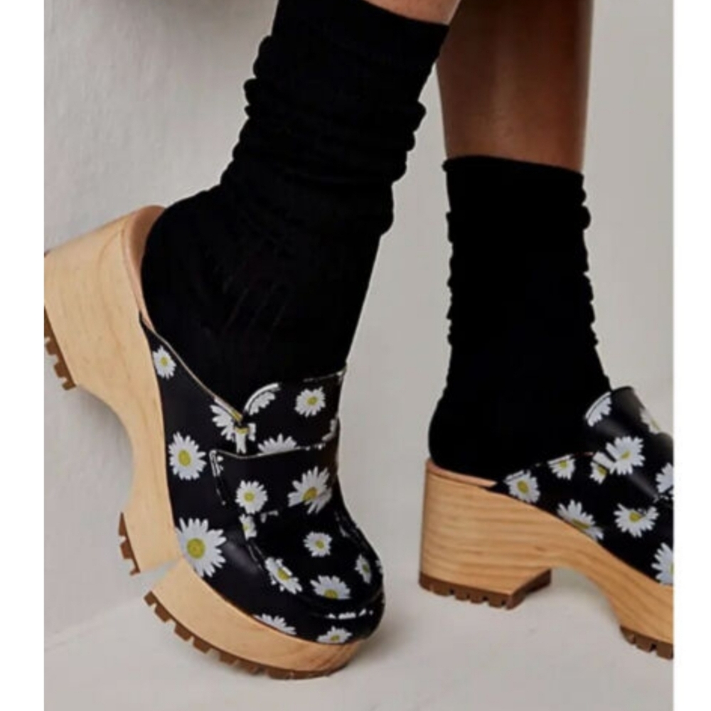 Free People Corbin Loafer Clogs Leather Daisy Floral Print Size 40